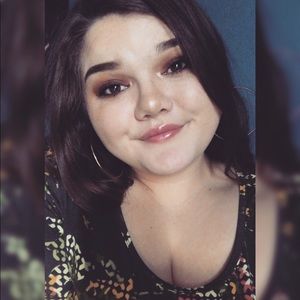 Meet your Posher, Kendall